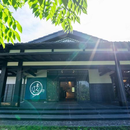 Jomon No Yado Manten Yakushima  Exteriör bild